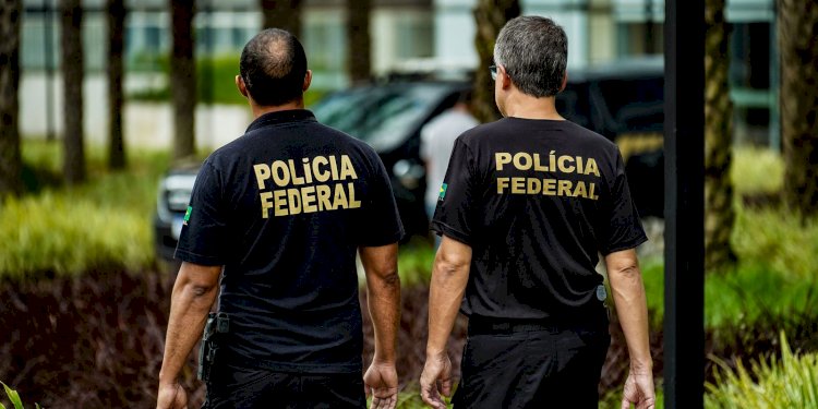 Polícia Federal Realiza Operação Contra Apologia ao Nazismo em Valença, RJ
