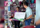 Moradora de Água Boa/MT é sorteada e recebe cheque da Sicredi Araxingu