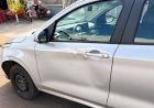 Motorista bate em carro estacionado e foge do local em Água Boa; vídeo