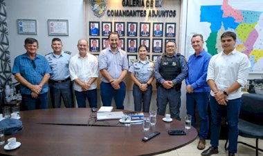 Autoridades reúnem-se com Comando da PM para tratar da construção do Batalhão de Água Boa