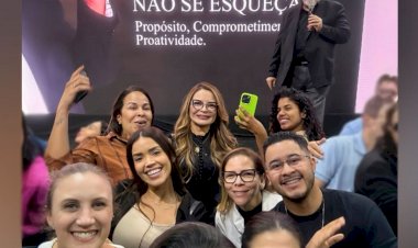 Virginia Mendes prestigia palestra de Mario Sergio Cortella e destaca a importância do aprendizado contínuo