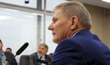 Em Brasília, Fernando Gorgen assume compromisso em projeto de pavimentação da BR-242