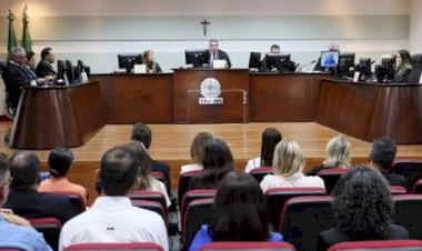 Desembargador Marcos Machado assume presidência do TRE-MT