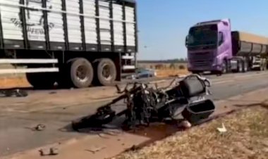 Duas pessoas morrem e outras 2 ficam feridas em acidente entre motos, carretas e carro em MT