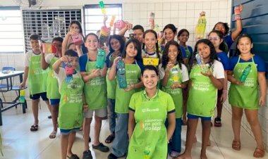 Sicredi Araxingu promove oficina de educação financeira para crianças em escola de Barra do Garças/MT