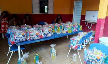 Governo de MT entrega 800 cestas de alimentos e kits de higiene a aldeias indígenas do Xingu