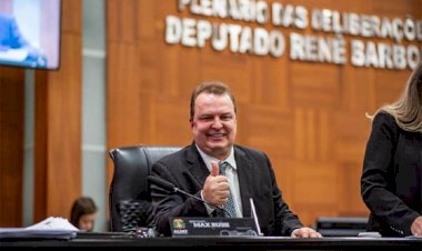 Projeto de Max Russi reconhece Folia de Reis como patrimônio histórico de MT