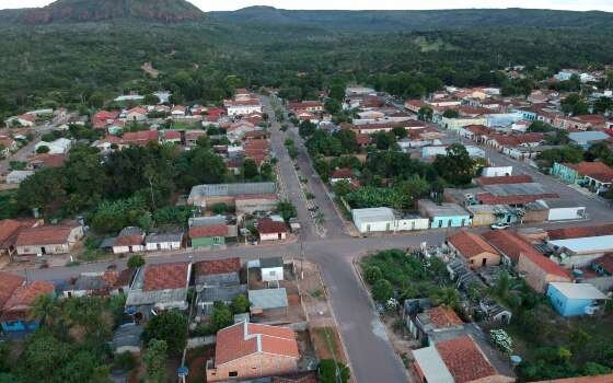Vereadores de Tesouro dobram o próprio salário e de prefeito reeleito