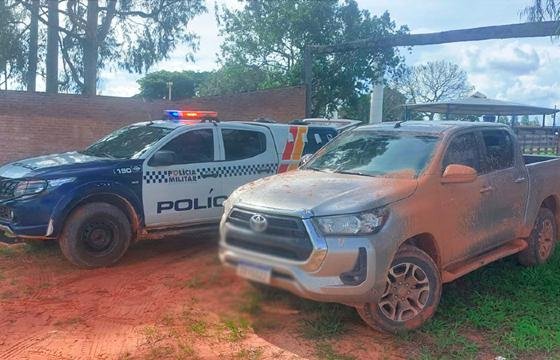 Homem é preso e Hilux furtada em General Carneiro - MT é recuperada