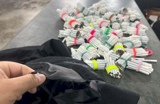 Advogado é flagrado tentando entrar com pacotes de cigarro na Penitenciária Central