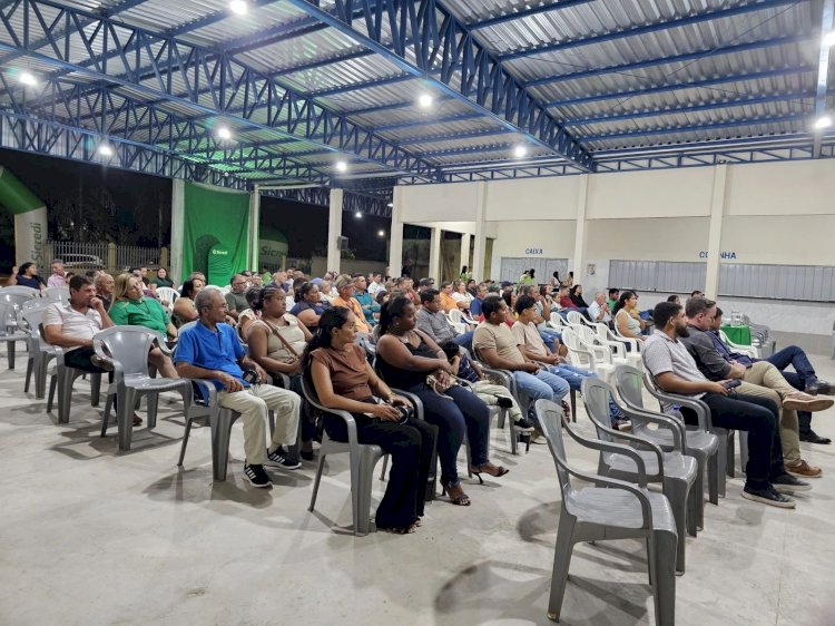 Veja fotos da Assembleia da Sicredi Araxingu da agência de Porto Alegre do Norte/MT