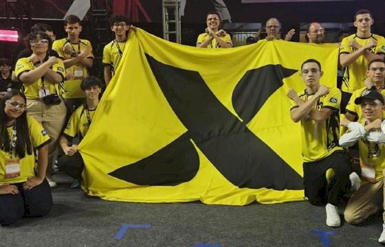 Estudantes da Rede Estadual de MT se destacam em São Paulo e garantem vaga no Mundial de Robótica nos EUA