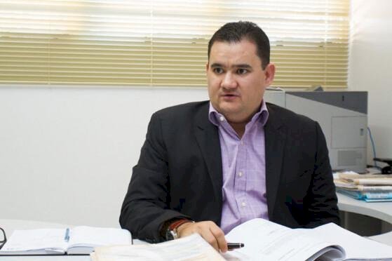 Ex-vereador falsifica estabilidade na AL e consegue na Justiça aposentar como servidor