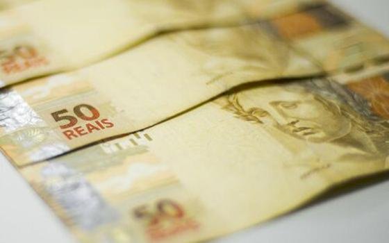 Governo libera saldo do FGTS retido pelo saque-aniversário