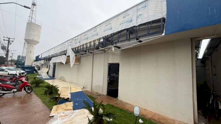 Parte da fachada do Hospital Municipal de Confresa (MT) desaba e levanta questionamentos sobre obra recém-inaugurada
