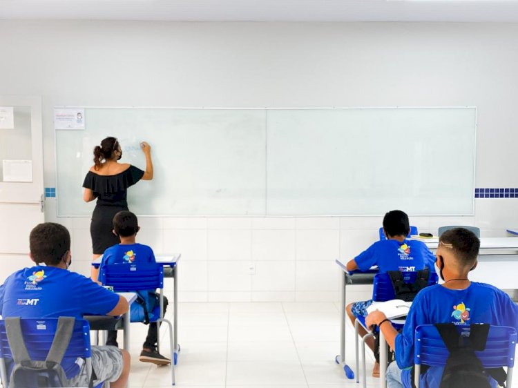 Barra do Garças tem segundo melhor salário de professores municipais da região