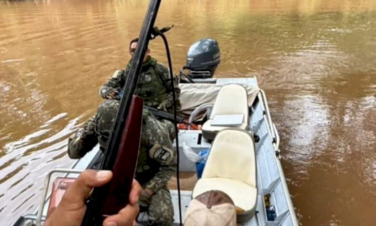 Polícia Ambiental apreende arma e materiais de pesca predatória em General Carneiro