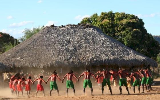 Oficina leva capacitação sobre projetos culturais para aldeia Xavante em Barra do Garças